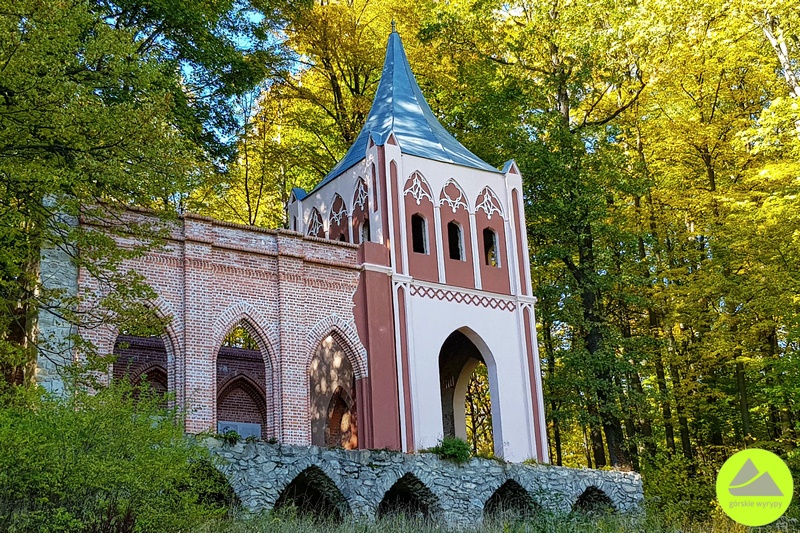 Park w Bukowcu - atrakcje Rudawy Janowickie
