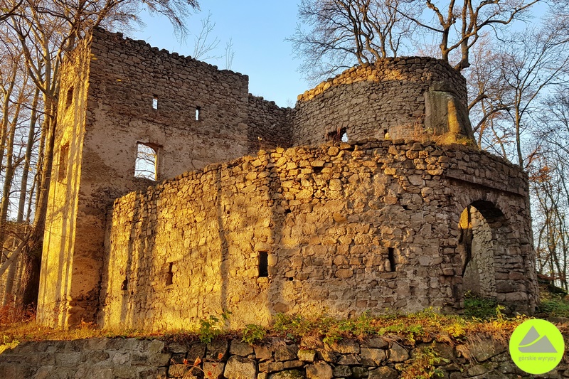 Ruiny Zamku Bolczów - największe atrakcje Rudaw Janowickich