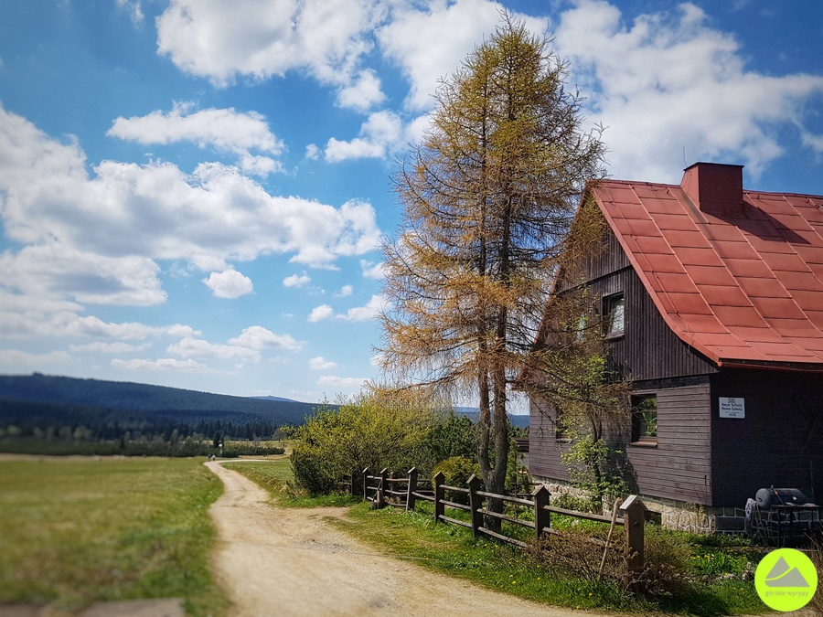 Chatka Górzystów - schronisko Góry Izerskie 