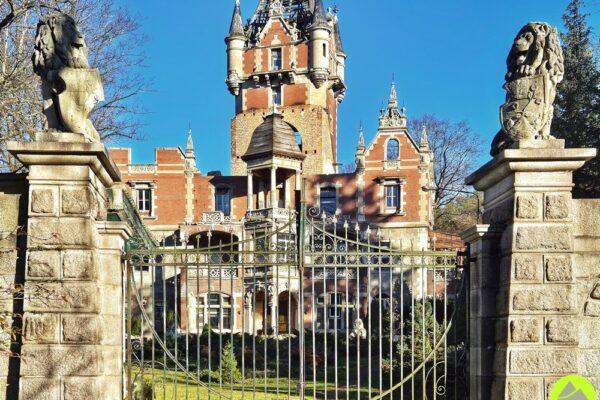 Pałac w Wojanowie-Bobrowie