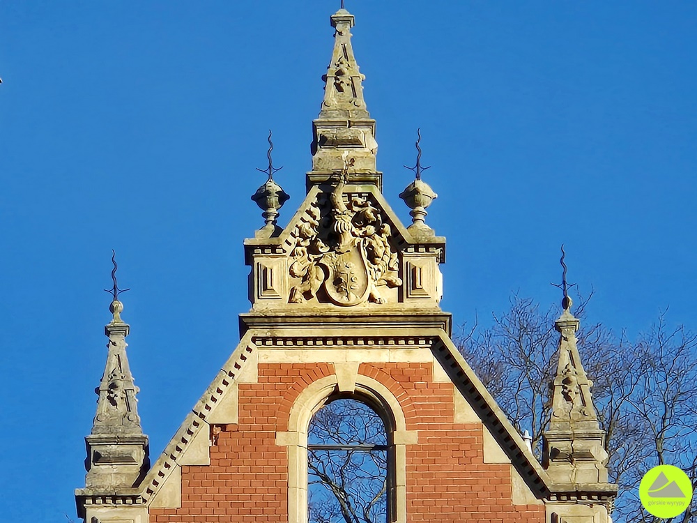 Pałac w Bobrowie - atrakcje Rudawy Janowickie 