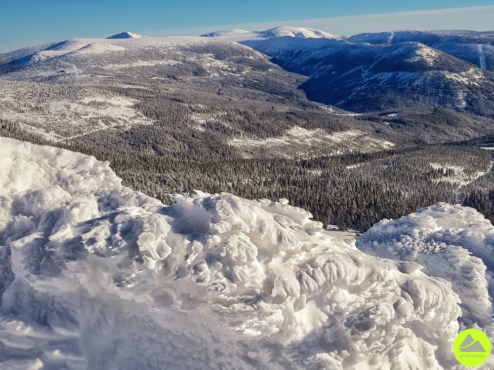 Karkonosze zimą - ciekawe trasy i widoki