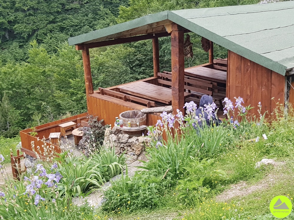 Góry Przeklęte - Alpy Albańskie - szlak przełęcz Valbona