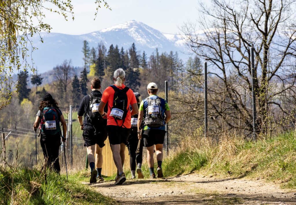 Zapisy na II Pieszy Maraton Szlakiem Czterech Zamków